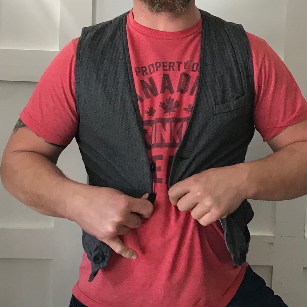 3 button Vest size large